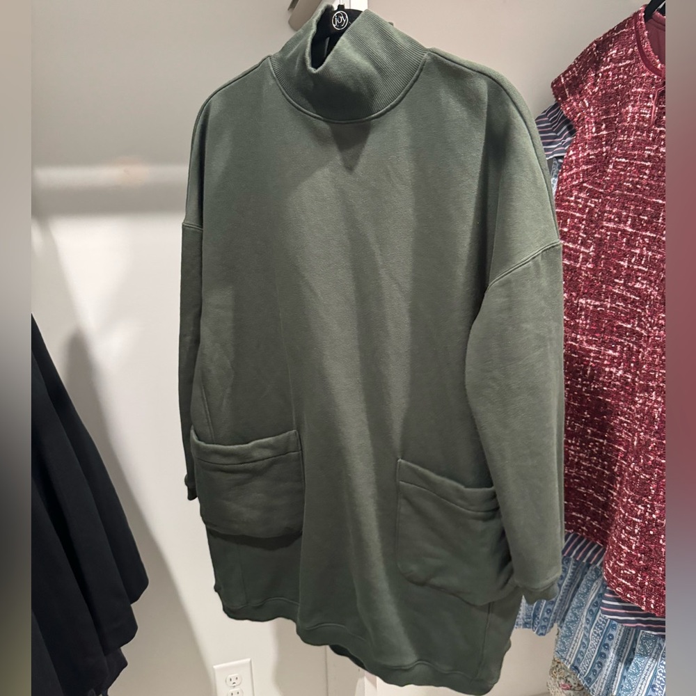 Long Sleeve Sweatshirt Dress, Size Small, Pomander Place from Tuckernuck